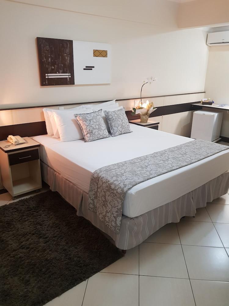 Hotel Cristal Rio Claro Ngoại thất bức ảnh